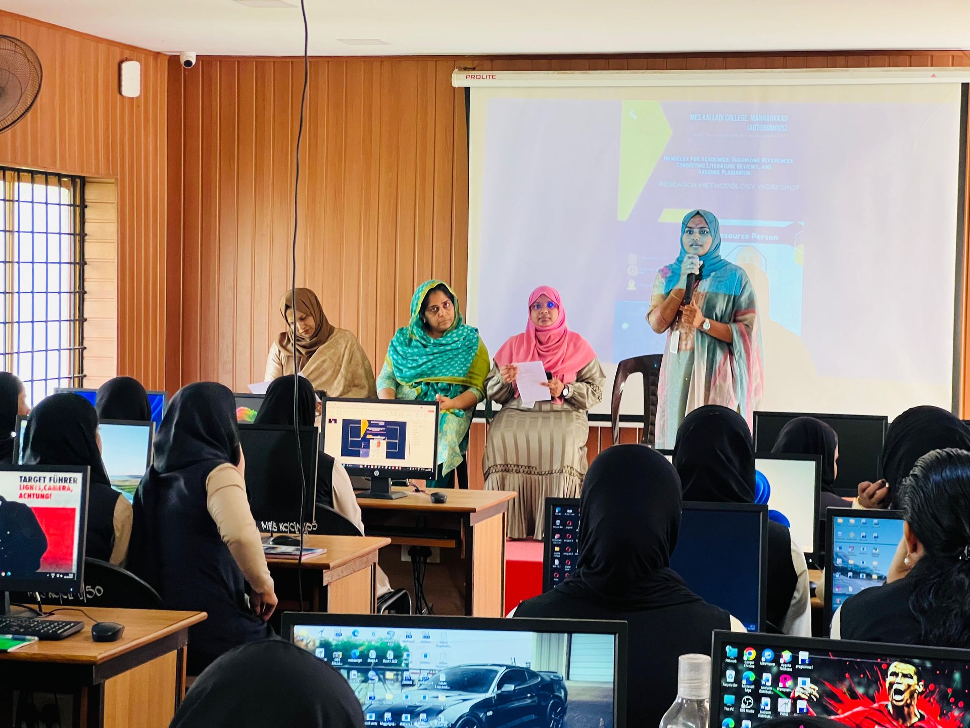 Mendeley for academics Organizing References, Conducting Literature Rwvivews and Avoiding Plagiarism